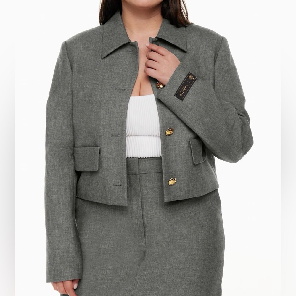 Aritzia Babaton Frances Jacket Blazer with Gold Buttons - grey, women’s Large - Picture 2 of 8